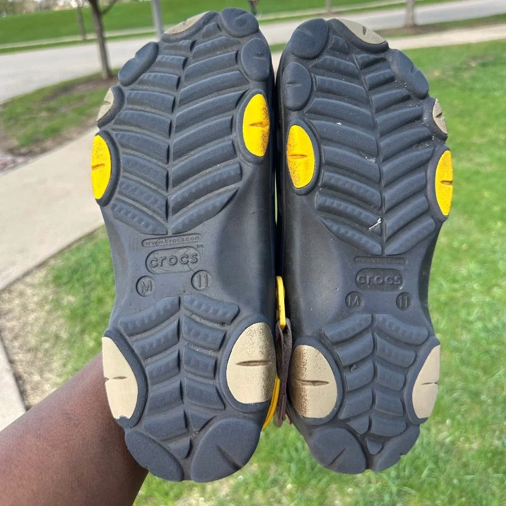 CROCS ALL TERRAIN‎ CLOGS Men's Size 11 Navy Blue Sandals